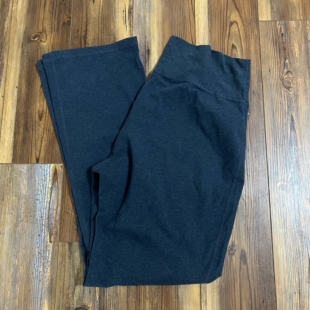 Patagonia Serenity Pants XL new with tags. Smolder blue